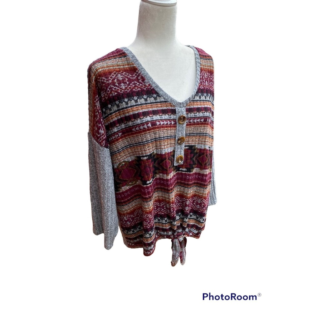 Absolutely Famous drop shoulder tie hem southwestern print Size 1X